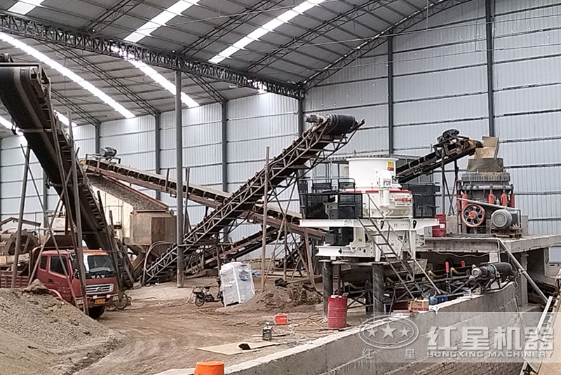 大型制砂機作業(yè)現場